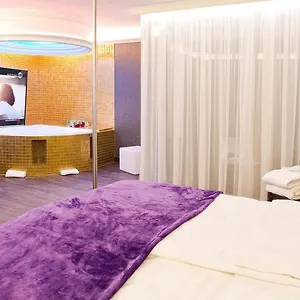 Hotel Plaza Design